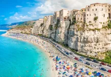 Las 5 mejores playas de Europa para visitar este otoño »