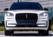 Lincoln Corsair del 2023, un cómodo crucero de lujo a todo confort »