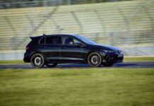 Volkswagen anuncia la estructura de la oferta para los renovados Golf GTI y Golf R del 2025