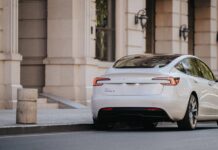 ¿Qué autos minimalistas enamoran con su simpleza en el 2025?