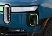 Los 5 vehículos con el sistema de carga más rápido para nómadas eléctricos en el 2025