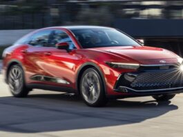 Prueba: Toyota Crown Platinum del 2026, un sedán que ofrece más espacio y potencia