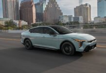 Los 5 sedanes del 2026 que los jóvenes conductores deberían considerar antes que un SUV