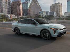 Los 5 sedanes del 2026 que los jóvenes conductores deberían considerar antes que un SUV