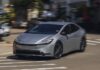 Los 5 autos del 2026 que menos gastan en carretera por menos de $35,000