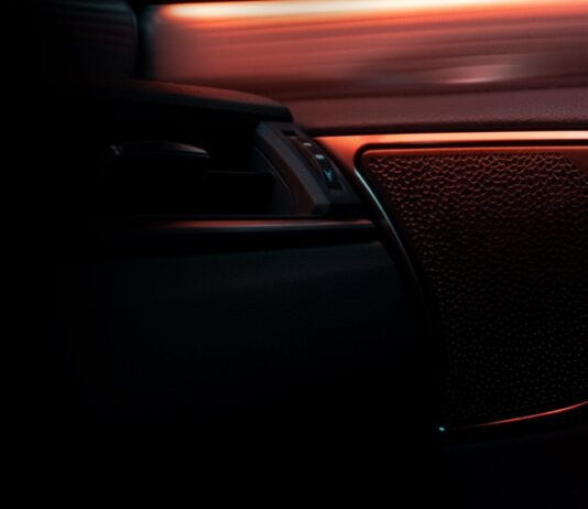 Los 5 autos del 2026 con el mejor sistema de sonido de serie