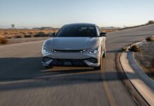 Kia da a conocer los precios del EV6 2026, fabricado en West Point, Georgia