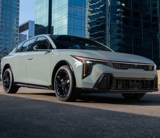Prueba: Kia K4 del 2026, con un diseño que detiene miradas