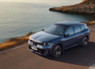 Los 5 autos del 2026 con mejor tecnología de asistencia al estacionamiento en ciudad