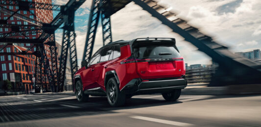 Los 5 SUVs compactos del 2026 con mayor eficiencia en autopista