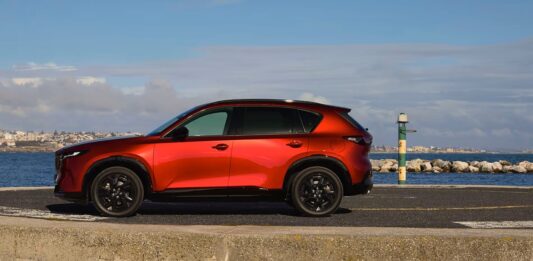 Los 5 autos del 2026 con la mejor respuesta de frenos en curva
