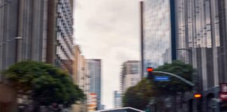 5 autos que se volvieron virales por accidente (y terminaron siendo un boom de ventas)