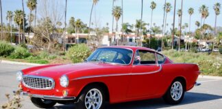 Los 5 autos que más millas han recorrido en la historia (y siguen rodando)