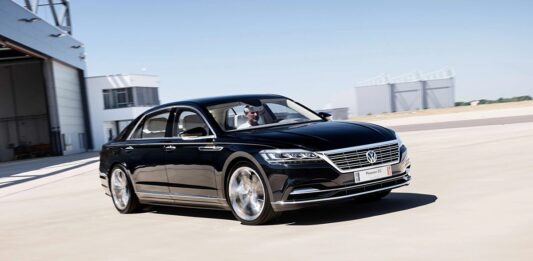 5 autos que decepcionaron a sus propios fabricantes