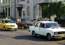 Del Kremlin a La Habana: 5 autos soviéticos que siguen rodando en Cuba